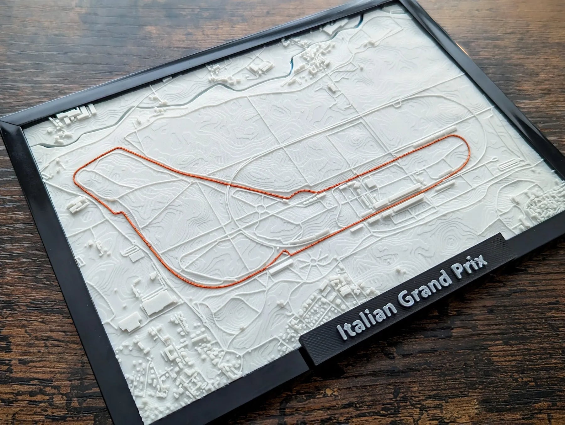 Monza Grand Prix 3D Pist Haritası | Autodromo Nazionale Monza Duvar Dekoru | Değiştirilebilir F1 Panosu (19x14 cm) - Otoban Faresi Araba & Motosiklet Aksesuarları - otobanfaresi - 3d formula1 - formula1