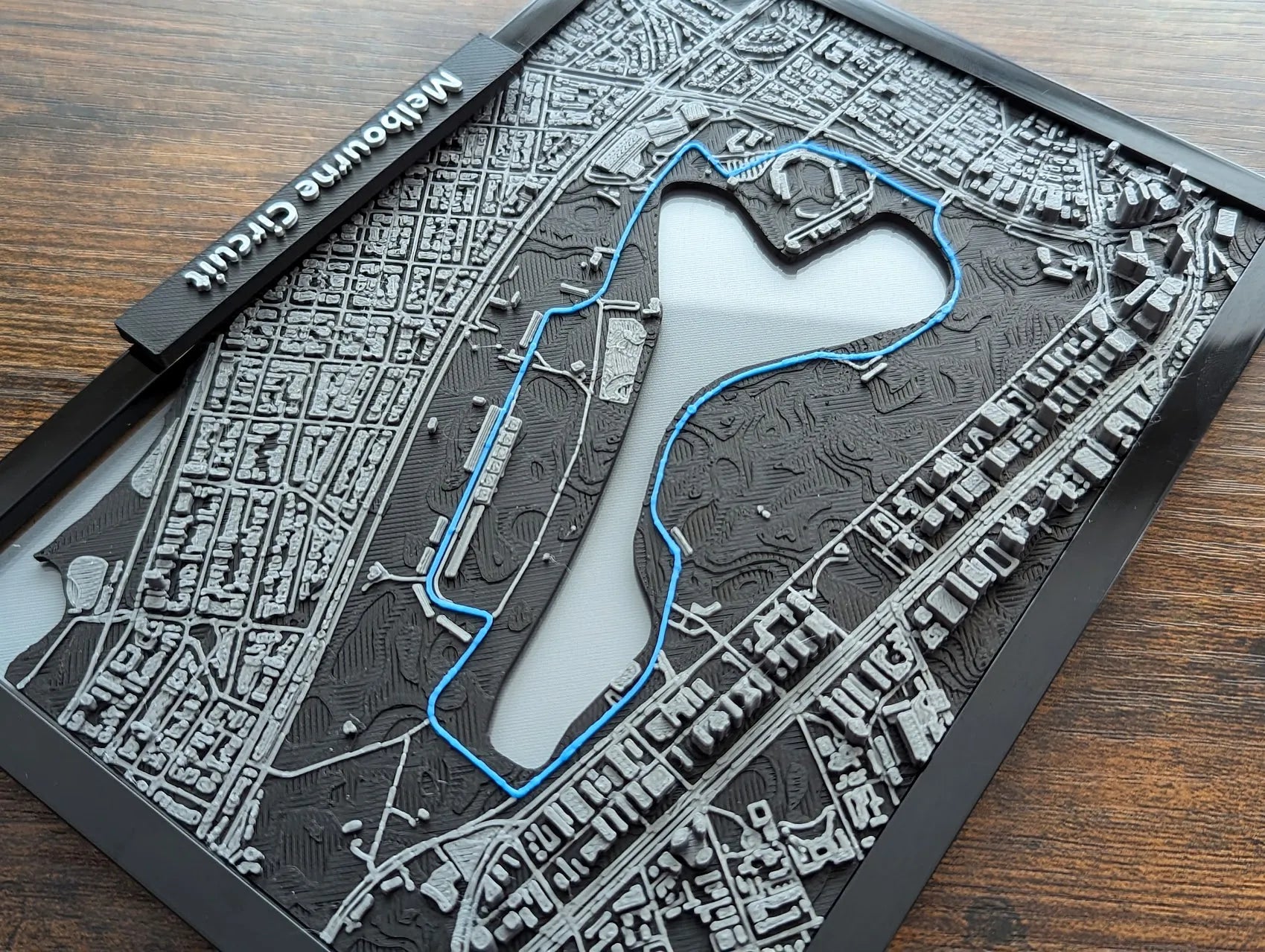 Australian Grand Prix 3D Pist Haritası | Albert Park Circuit Duvar Dekoru | Değiştirilebilir Formula 1 Panosu (19x14 cm) - Otoban Faresi Araba & Motosiklet Aksesuarları - otobanfaresi - 3d formula1 - formula1