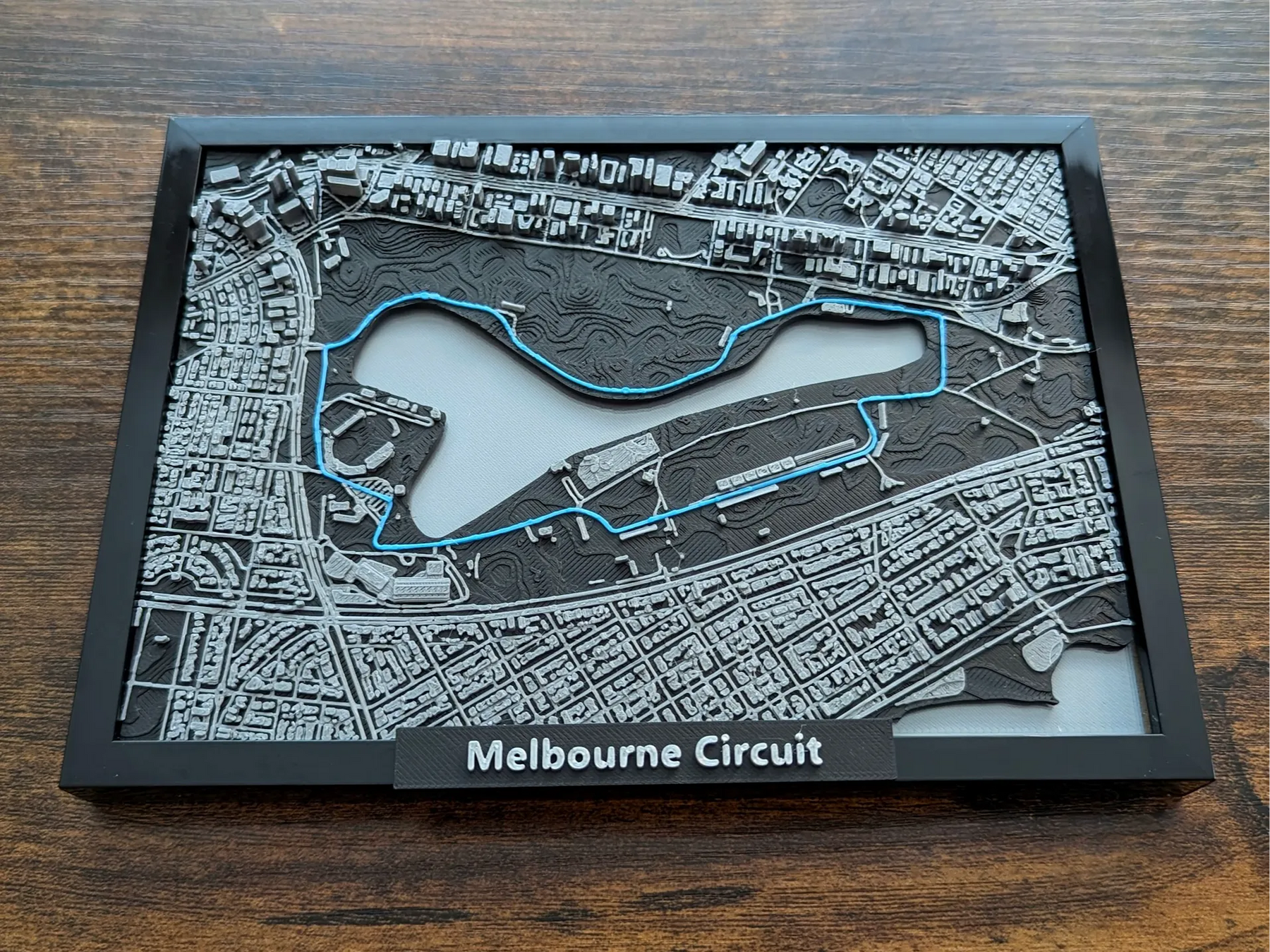 Australian Grand Prix 3D Pist Haritası | Albert Park Circuit Duvar Dekoru | Değiştirilebilir Formula 1 Panosu (19x14 cm) - Otoban Faresi Araba & Motosiklet Aksesuarları - otobanfaresi - 3d formula1 - formula1