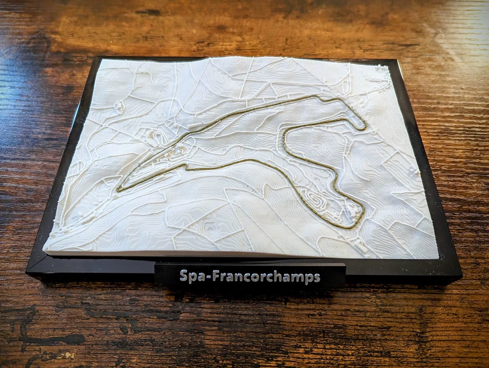 Spa-Francorchamps 3D Pist Haritası | Belgian Grand Prix Duvar Dekoru | Değiştirilebilir Formula 1 Panosu (19x14 cm) - Otoban Faresi Araba & Motosiklet Aksesuarları - otobanfaresi - 3d formula1 - formula1