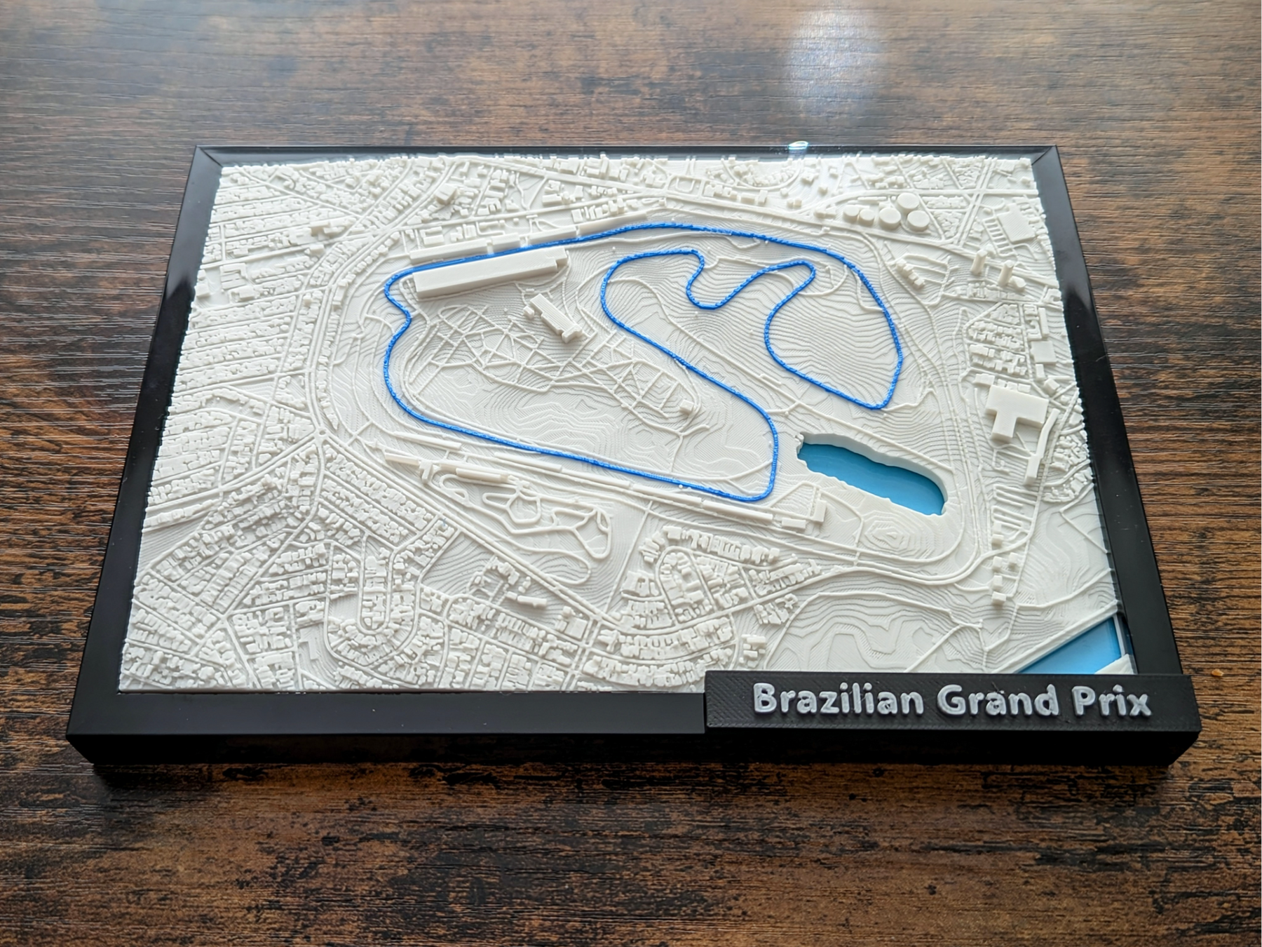 Brazilian Grand Prix 3D Pist Haritası | Interlagos F1 Duvar Dekoru | Değiştirilebilir Pist Panosu (19x14 cm) - Otoban Faresi Araba & Motosiklet Aksesuarları - otobanfaresi - 3d formula1 - formula1