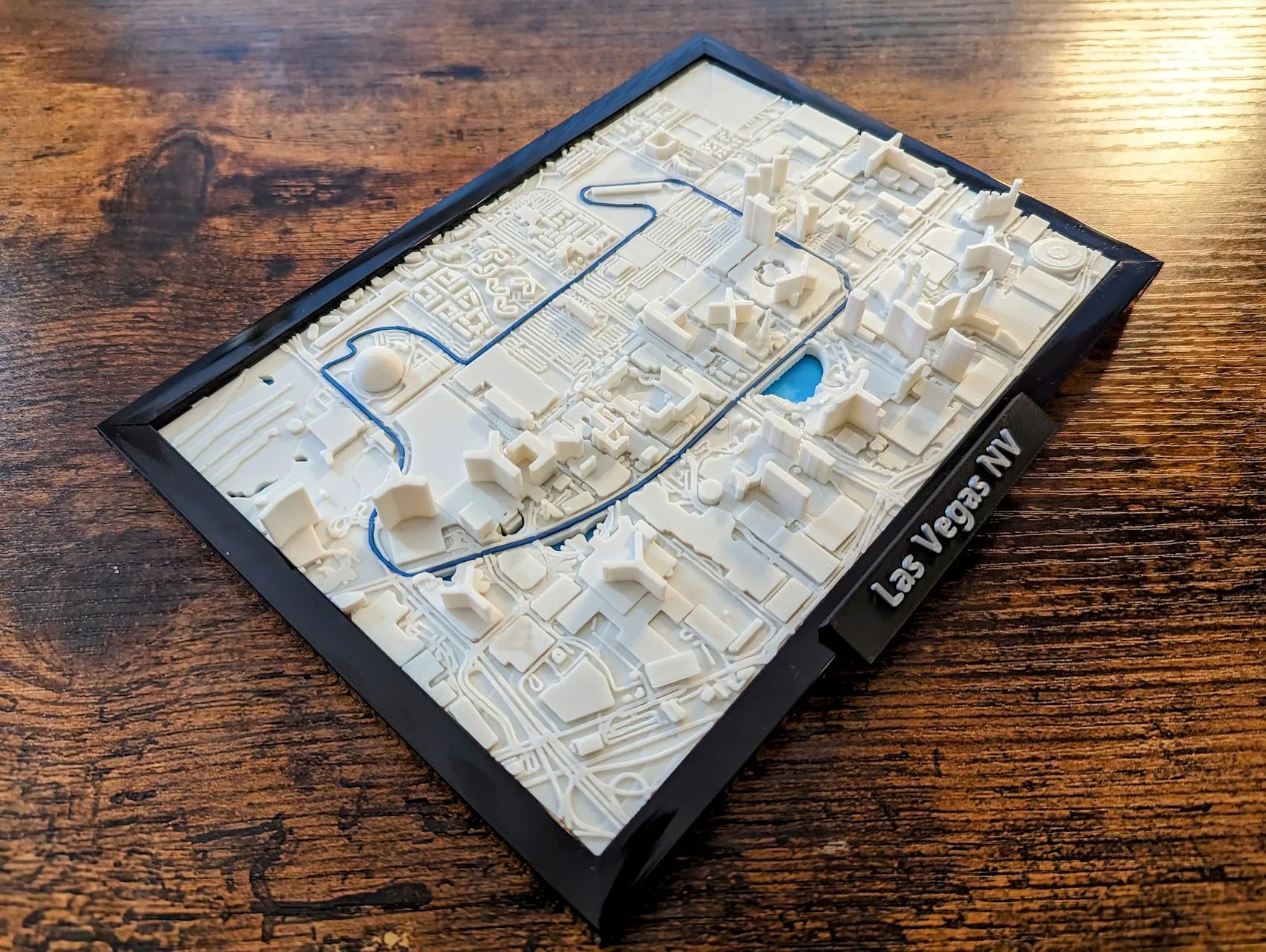 Las Vegas Grand Prix 3D Pist Haritası | Las Vegas Strip Circuit Duvar Dekoru | Değiştirilebilir F1 Panosu (19x14 cm) - Otoban Faresi Araba & Motosiklet Aksesuarları - otobanfaresi - 3d formula1 - formula1