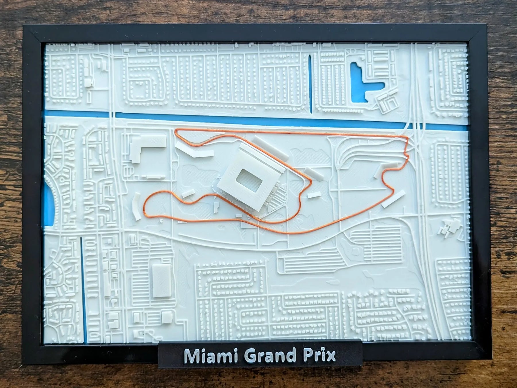 Miami Grand Prix 3D Pist Haritası | Miami International Autodrome Duvar Dekoru | Değiştirilebilir F1 Panosu (19x14 cm) - Otoban Faresi Araba & Motosiklet Aksesuarları - otobanfaresi - 3d formula1 - formula1