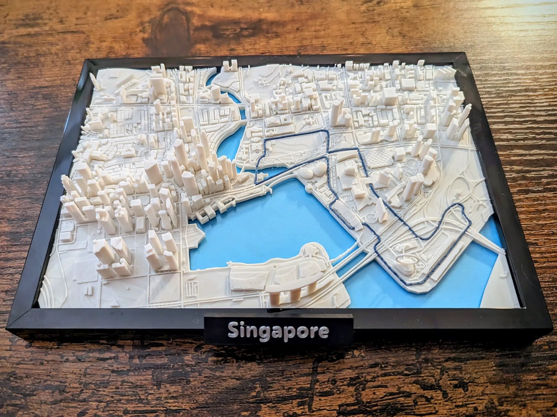 Singapore Grand Prix 3D Pist Haritası | Marina Bay Circuit Duvar Dekoru | Değiştirilebilir Formula 1 Panosu (19x14 cm) - Otoban Faresi Araba & Motosiklet Aksesuarları - otobanfaresi - 3d formula1 - formula1
