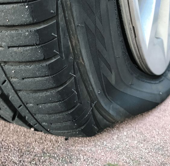 Aracınızda Lastik Pompası Bulundurmanın Önemi: Güvenli ve Konforlu Seyahatler İçin Gereken Her Şey