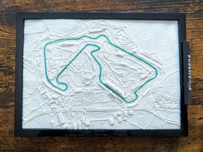 Silverstone Circuit 3D Pist Haritası | British Grand Prix Duvar Dekoru | Değiştirilebilir Formula 1 Panosu (19x14 cm) - Otoban Faresi Araba & Motosiklet Aksesuarları - otobanfaresi - 3d formula1 - formula1